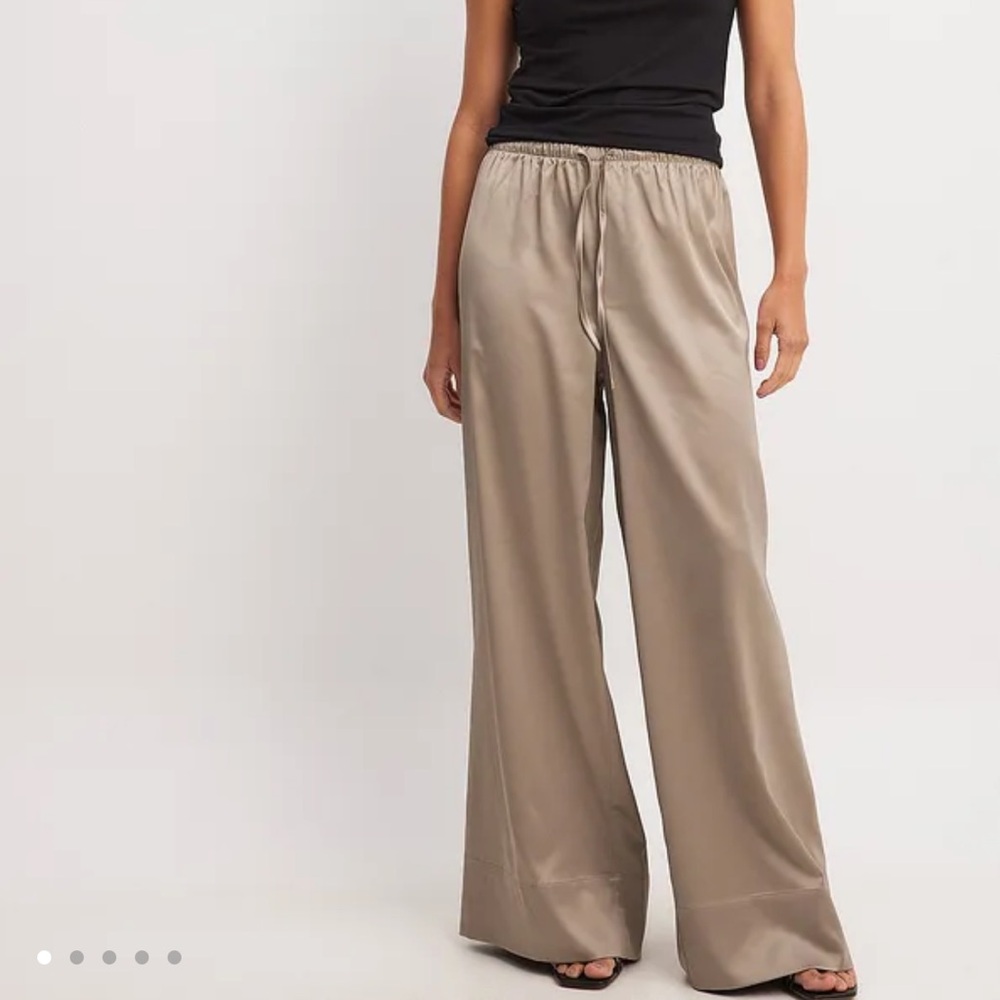 BRAND NEW Elastic Waist Mid Rise Satin Pants